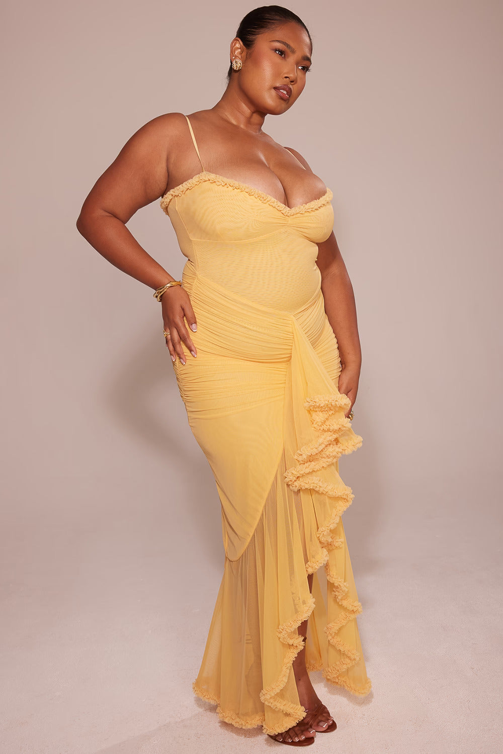 VALERIA MAXI DRESS - YELLOW